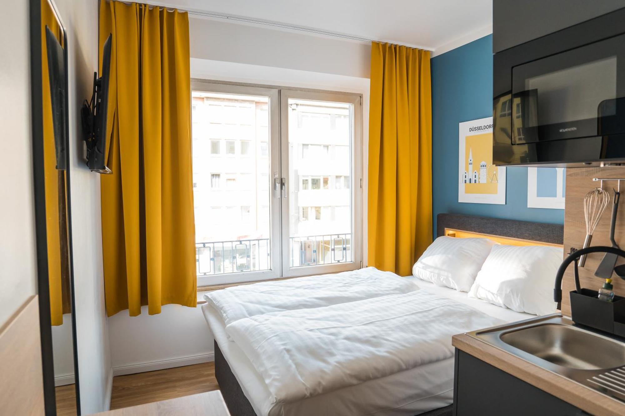 Antares Aparthotel *